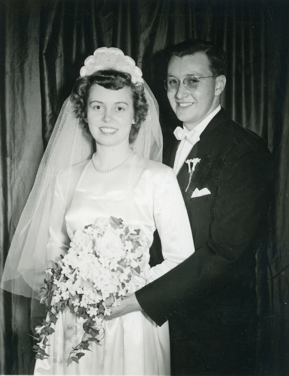 Bryllaupsbilde av Marjorie og Herman Dragt, 9.10.1948