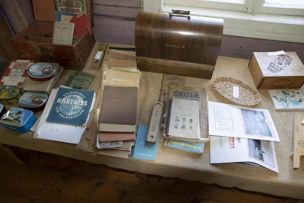 fra skoleutstillingen Vingelen gamle skole