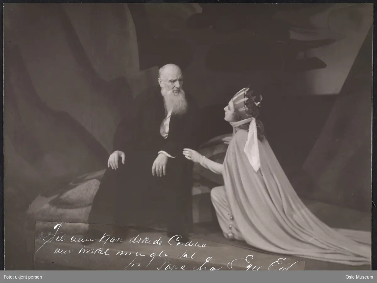 Nationaltheatret, forestilling, scenebilde, "Kong Lear" av William Shakespeare, kvinne, mann, skuespillere