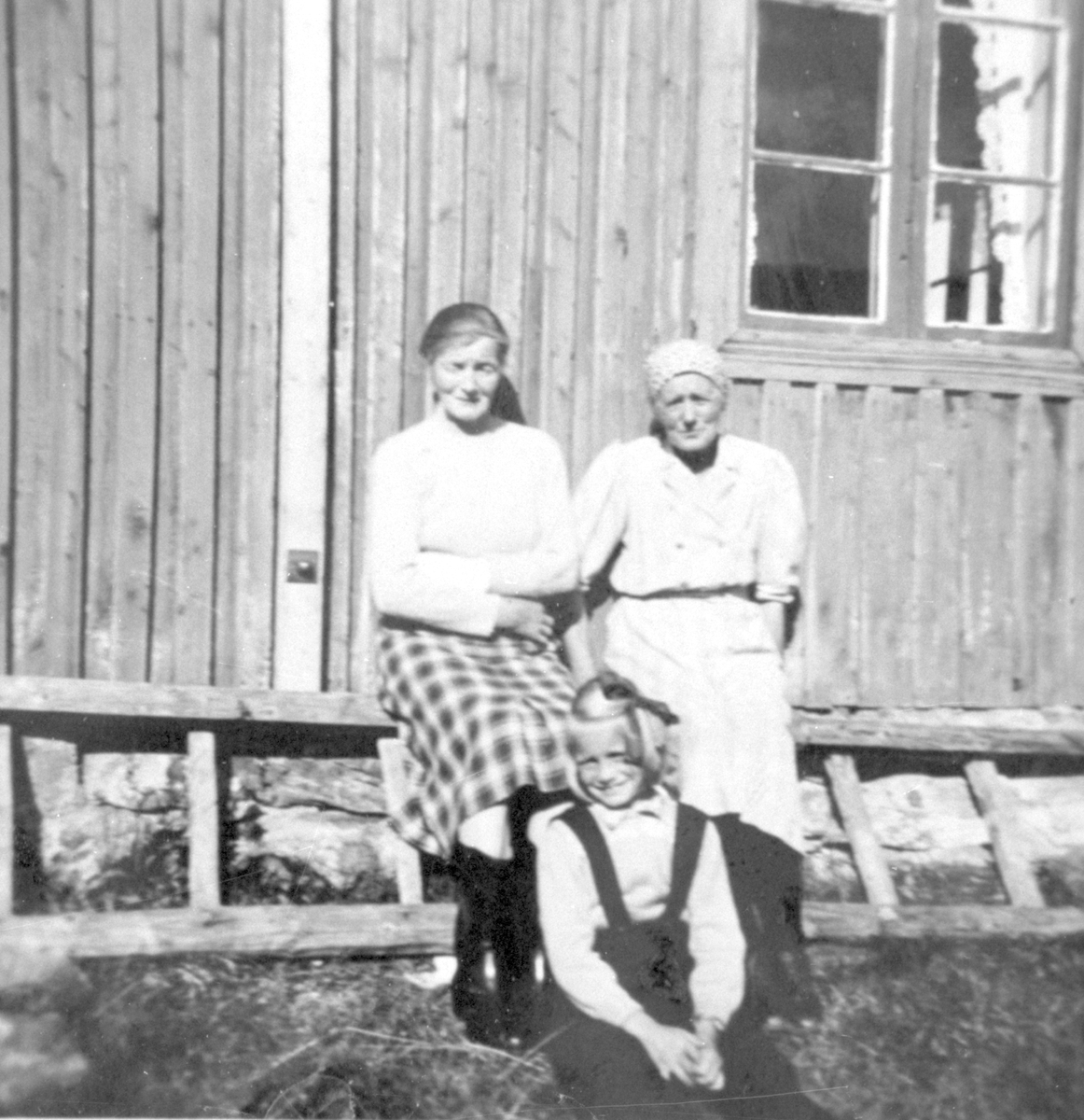 Marit Lykkja, Marit Rudi og Ingrid Øygard.