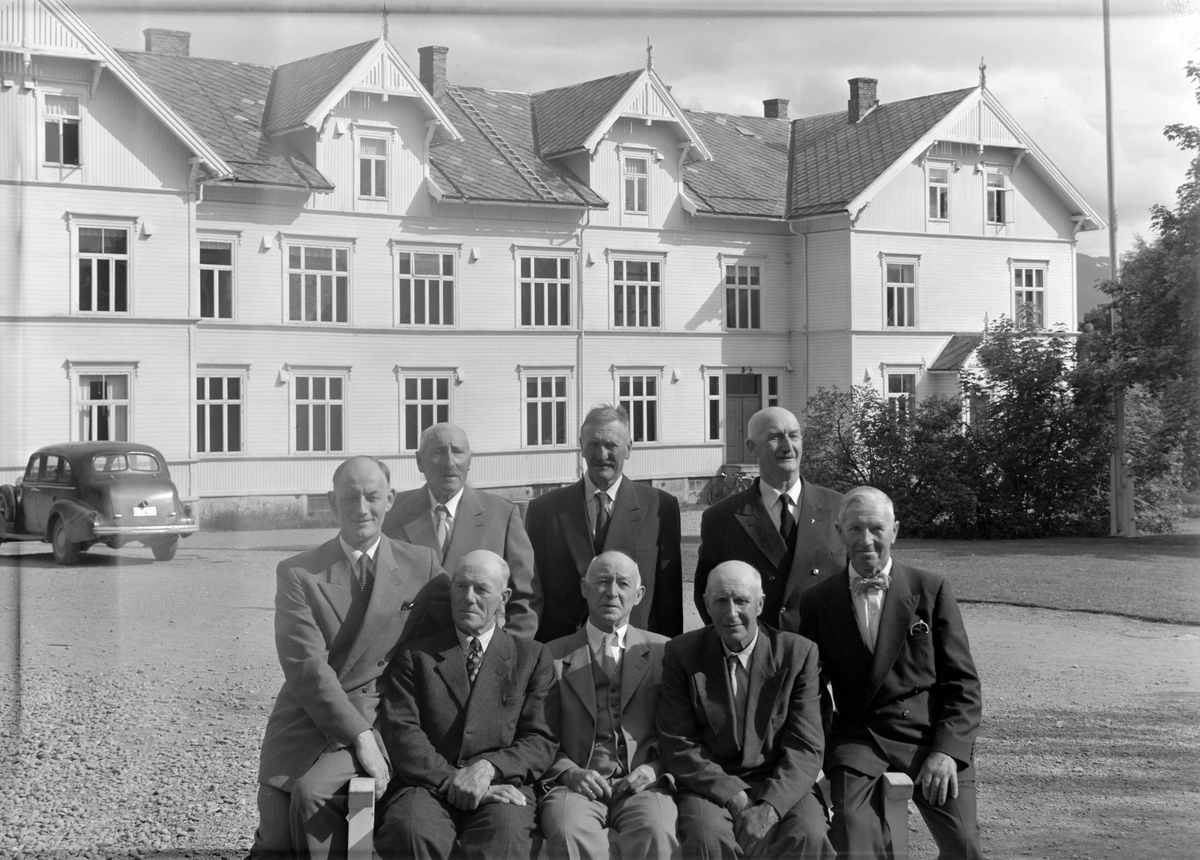 Tidligere elever fra 1904 på Skjetlein landbruksskole