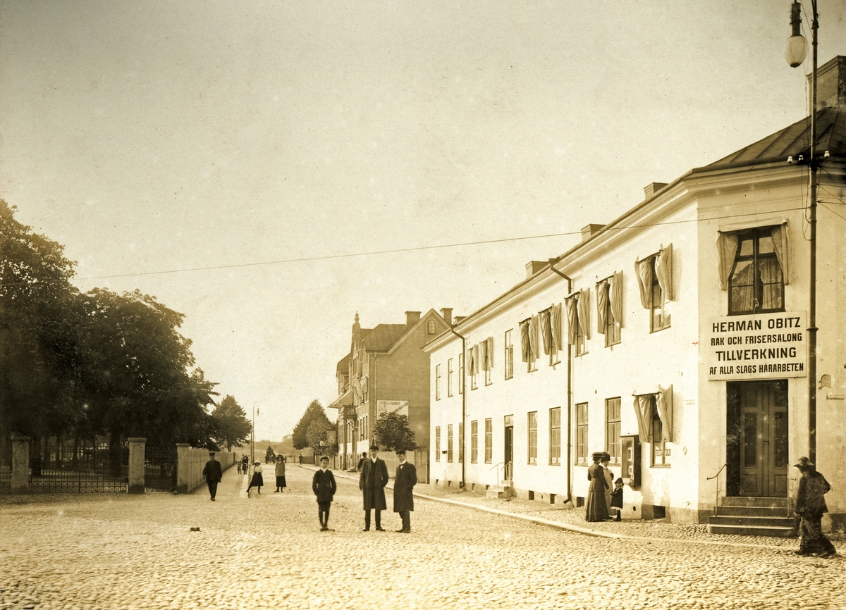 Sandgärdsgatan västerut från Västergatan. Växjö ca. 1915