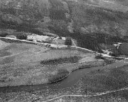 Flyfotografi, tatt ved Engeroset, der den vesle elva Engera 