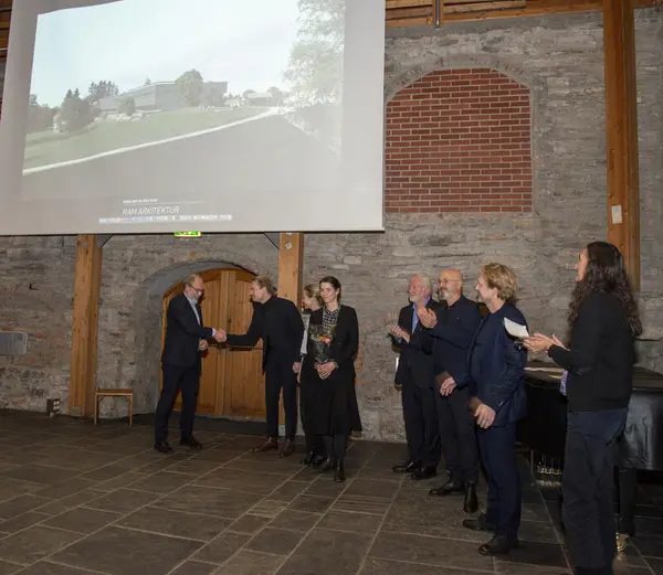 Premieutdeling arkitektkonkurranse.