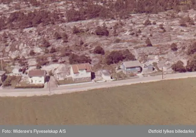 Flyfoto av boligområde, Yven i Tune.
