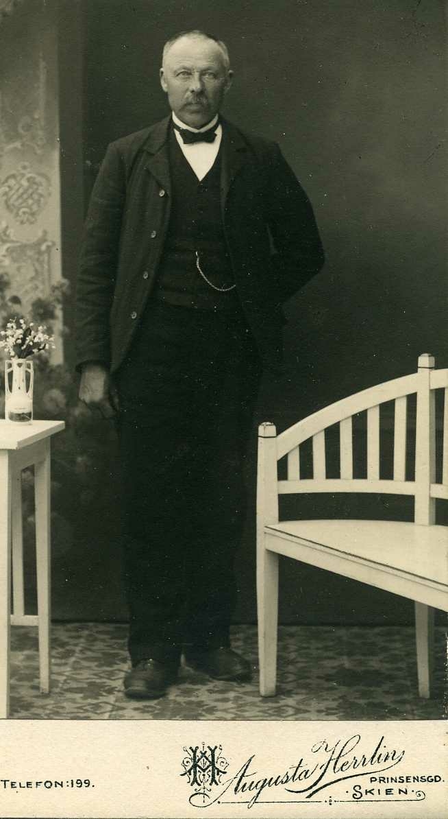 Olav Rogndal foto 1920, 55 år (Myklejord)