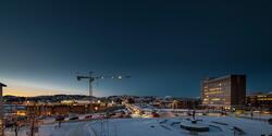 Narvik sentrum, mørketid. 22. desember 2014. Bygging av det 