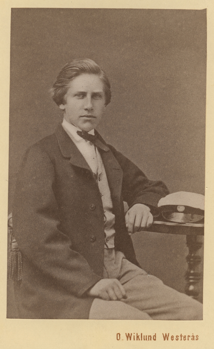 Johan Claës Andreas Pousette, född 1846-04-09 i Västerås, död 1876-04-07 i Västerås. Student vid läroverket.