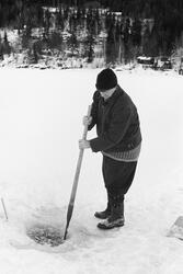 Yrkesfiskeren Paul Stensæter (1900-1982) fra Hole i Buskerud