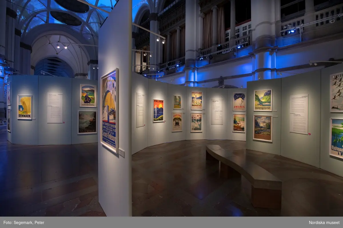 Utställningsdokumentation: Come to Norden på Nordiska museet, en visuell drömresa genom reseaffischernas Norden. Utställningen visades mellan 11 mars 2022 och 6 nov 2022, med förlängning t.o.m. våren 2023.