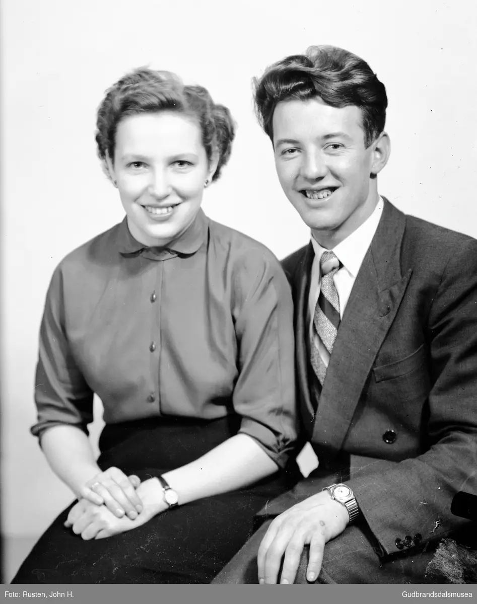 Mary og Gunnar Wangen med sonen Stein.