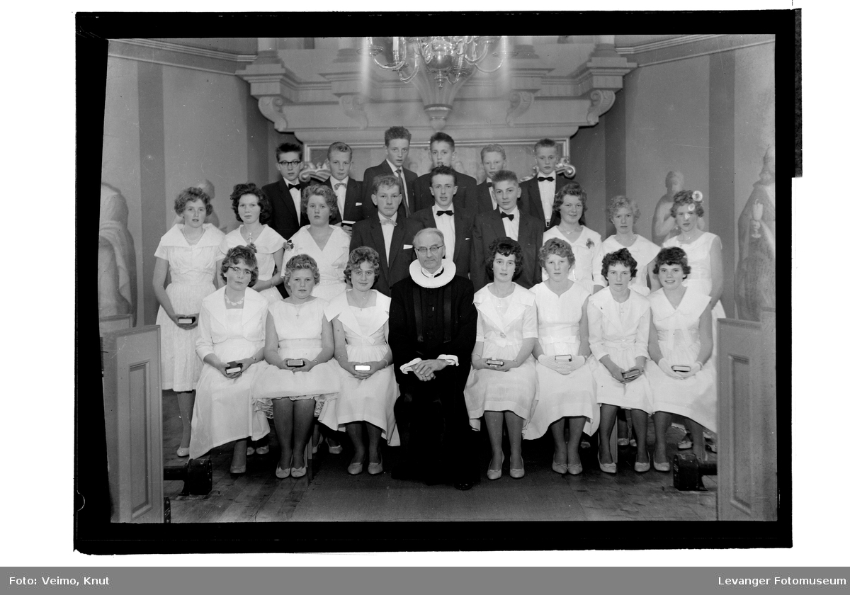|Konfirmasjon 1960 i Vinne kirke, Verdal.
