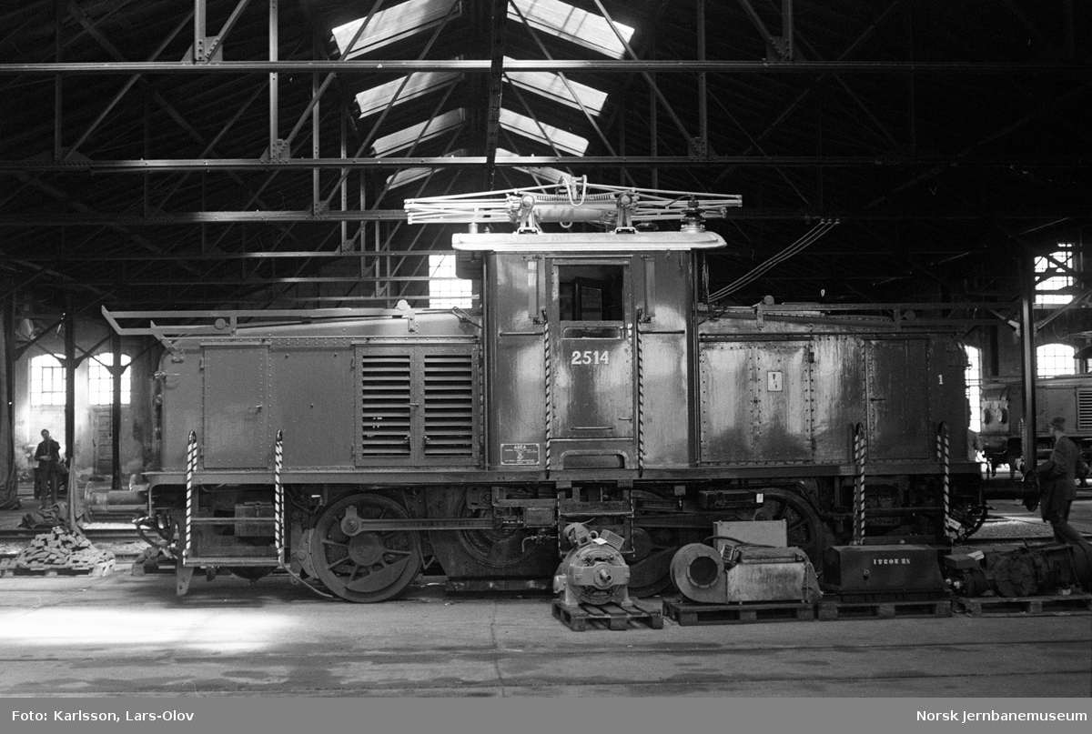 Elektrisk lokomotiv El 10 2514 i Gamlestallen i Lodalen i Oslo