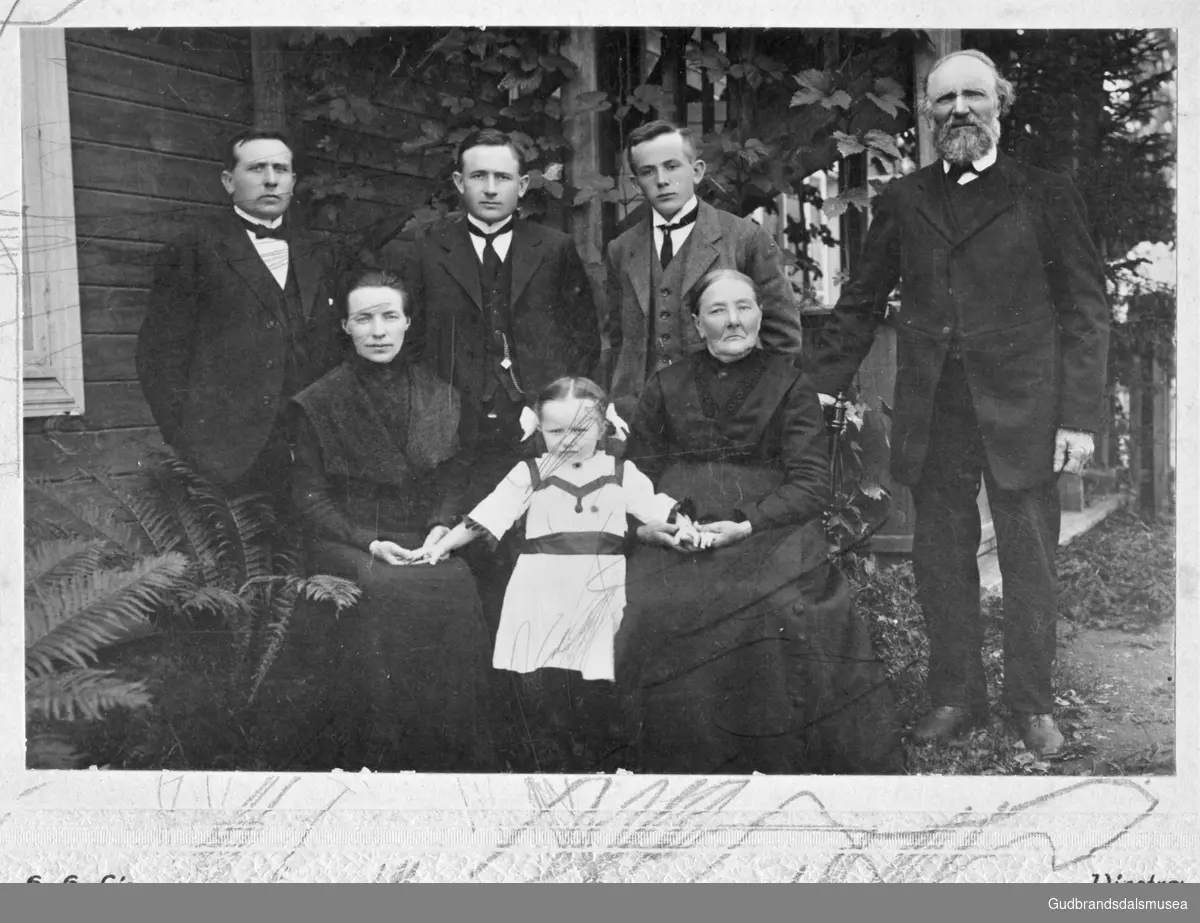 Familien Sveinhaug