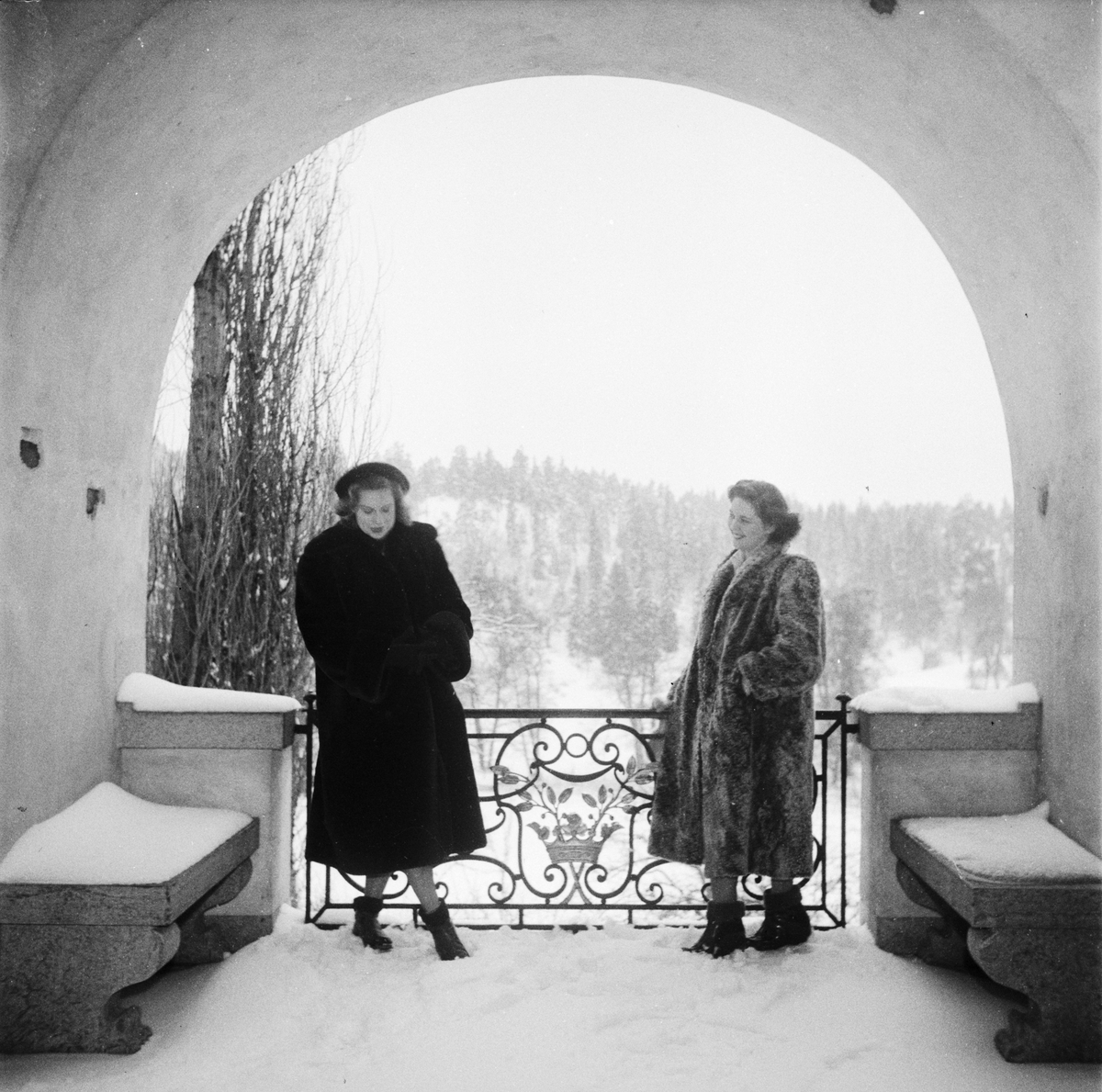 Britt-Sophie och Margret, Uppsala 1951