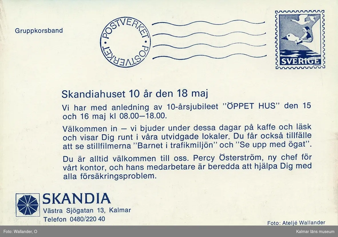 "Skandiahuset 10 år den 18 maj", inbjudan till så kallat öppet hus den 15 och 16 maj, troligen 1974 . Gruppkorsband avsändare Skandia.