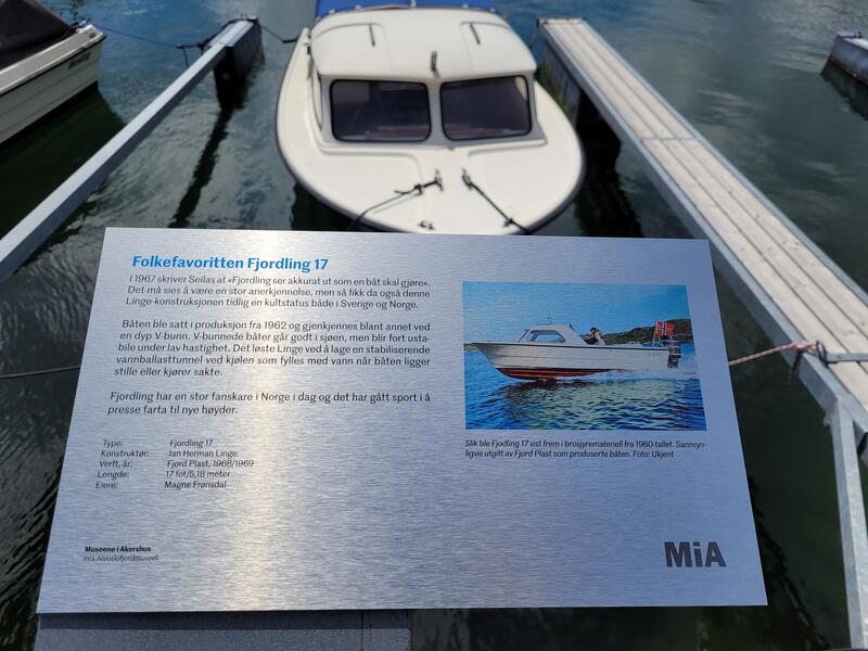 Museumshavna er en utendørs utstilling og alle båtene har informasjonskilt slik at du kan lære mer om dem. (Foto/Photo)