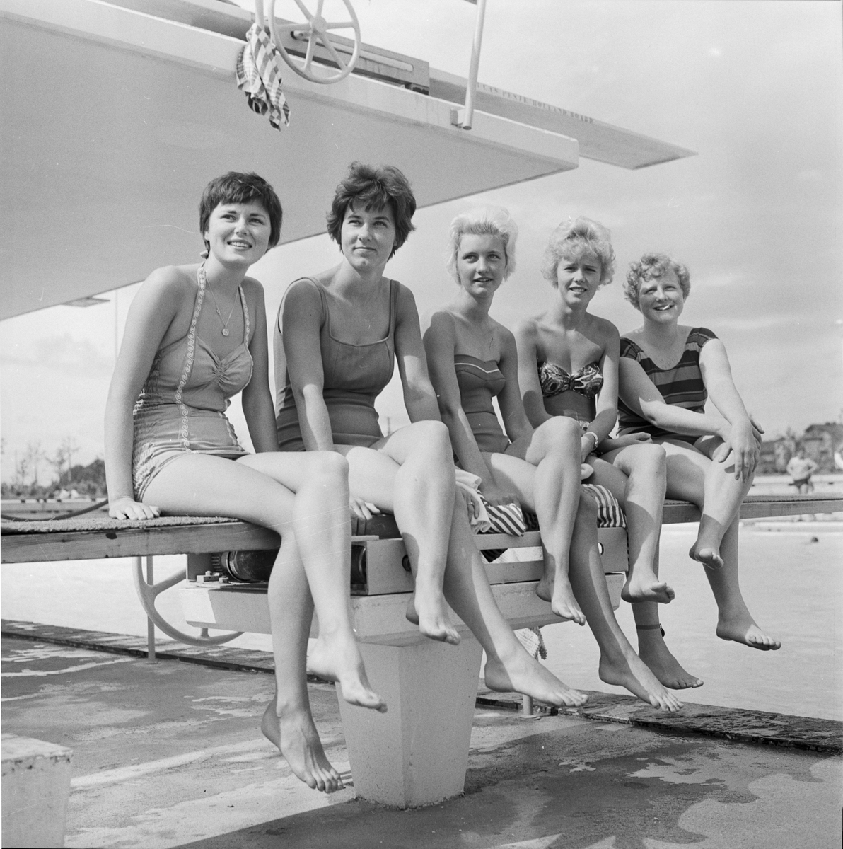 "Simborgarflickor" vid Fyrisbadet, Uppsala 1960