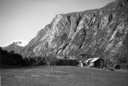 "Fra Eikesdalen, pinsen 1954".Heimigarden, Setra (Seter) gnr