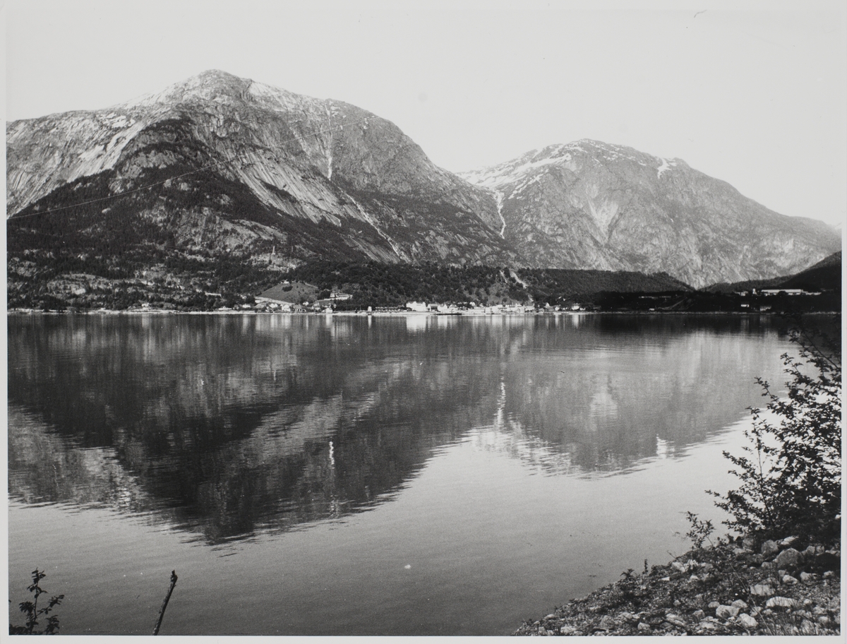 Landskapsbilde av Eidfjord i Hordaland.