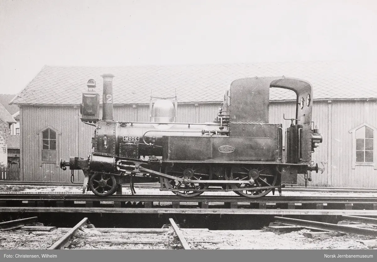 Smalsporet damplokomotiv type III nr. 12 "Mode"