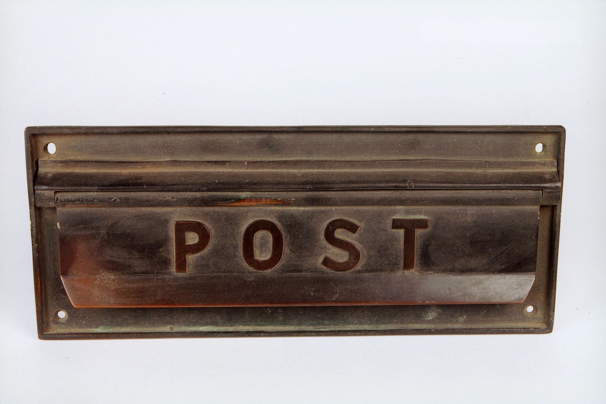Postmuseet, gjenstander, postkasse, brevkasse, utendørs postinnkast i bronse, Post.