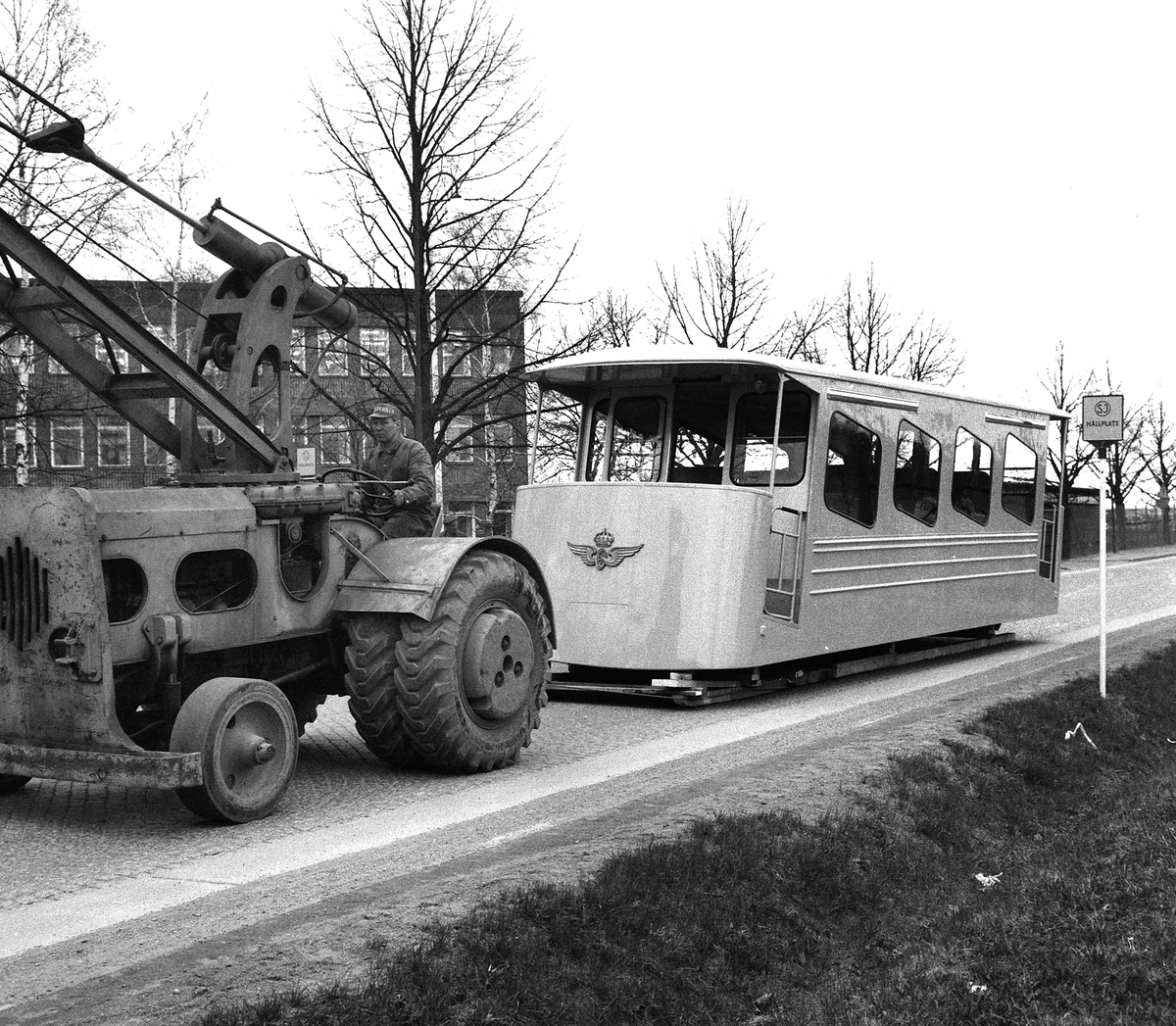 Tåg till Åre fjällbana klar för leverans från ASJ fabriken, 1958.