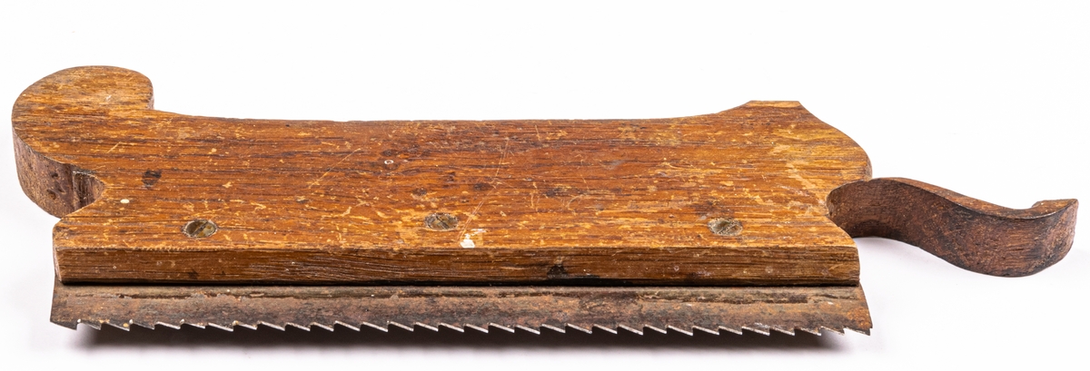 Gradsåg, användes av snickare vid exempelvis trappsnickerier för att såga ut uttag i gavlarna för trappsteg.