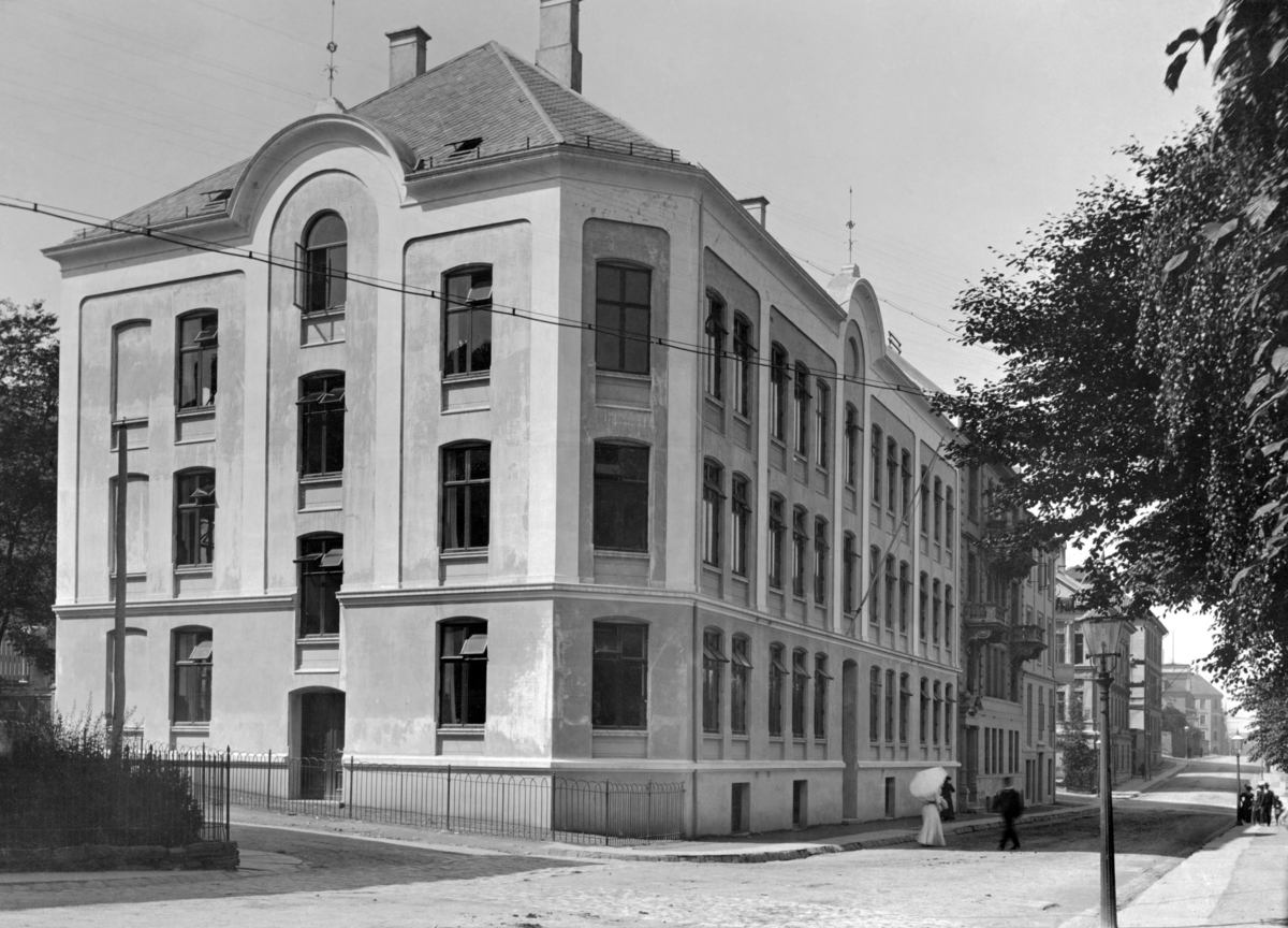 U. Pihls skole, Fosswinckelsgate