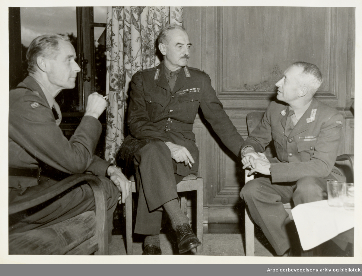 Engelsk- norsk militærledere, General Strugstad, General Percy H Hansen Civil Affairs, General Beichman