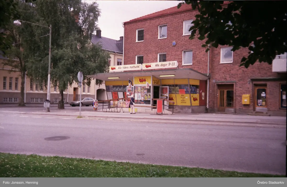 EKERSGATAN 11 REBRO L N REBRO intelligence overview