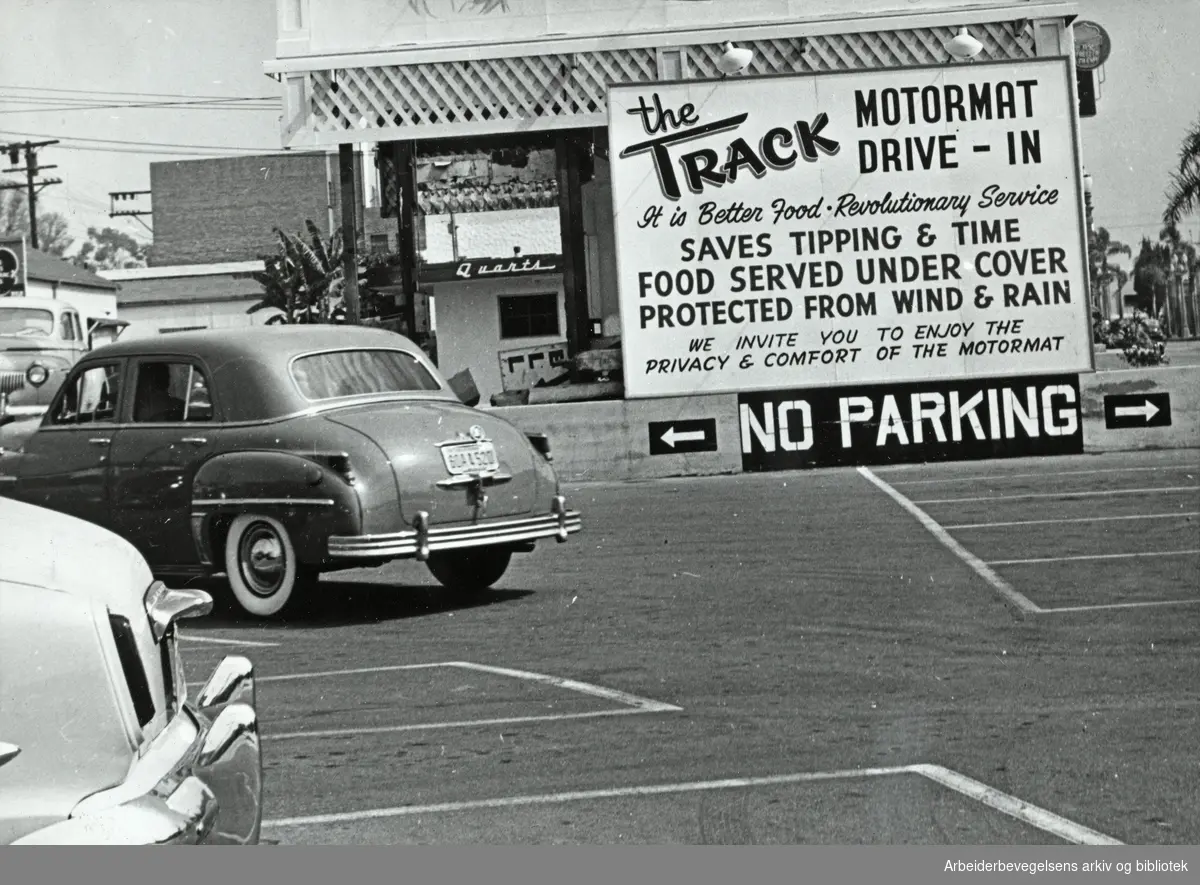 Fotoreportasje fra en nyåpnet "Motormat" drive-in restaurant i Los Angeles. 1948. Arbeidermagasinet/Magasinet for Alle