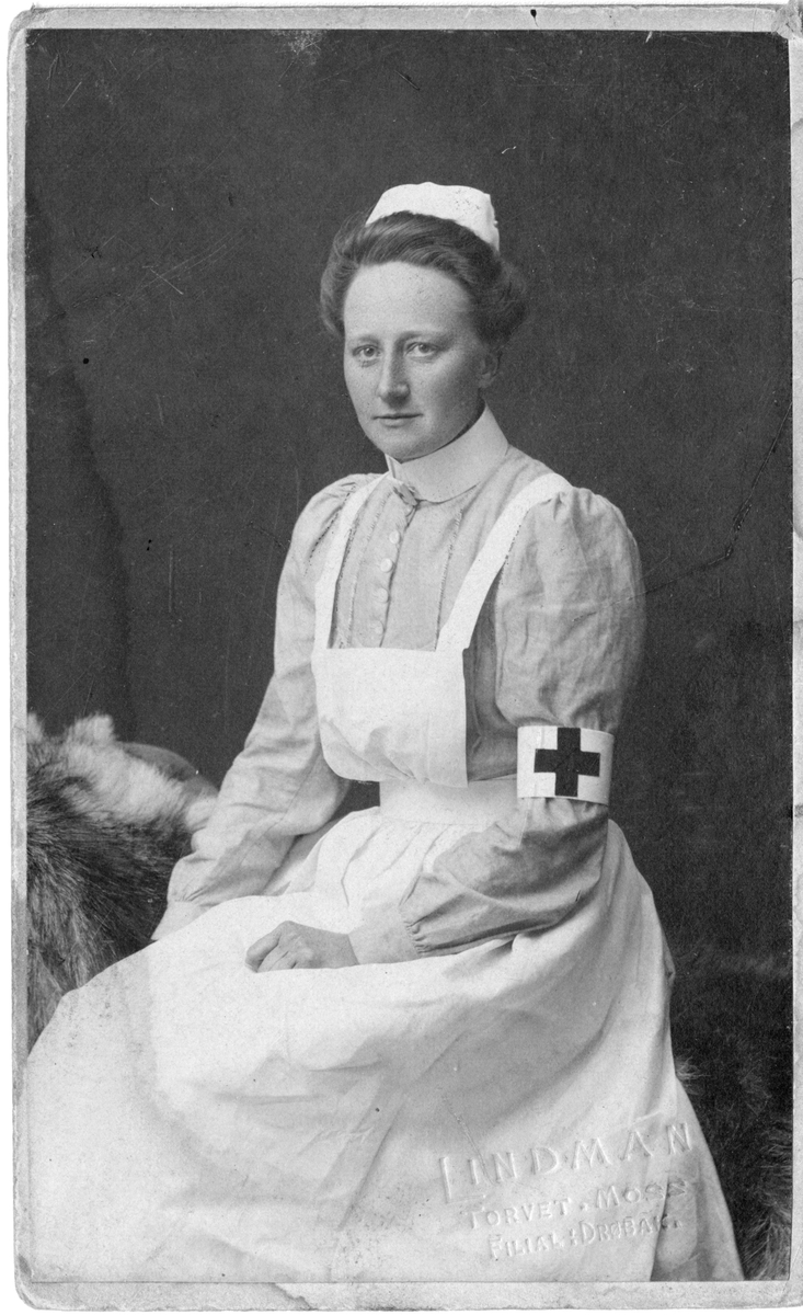 Portrettfotografi, Røde Kors-søster.