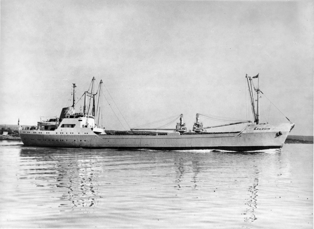 Skipsmotiv, M/S "Balduin" bygg nr. 40 ved Langesund Mekaniske Verksted 1955. 2663dwt. for rederiet Fred Olsen& Co Oslo. Skipet sank 9/12-1978 etter kollisjon med drivende gjennstand utenfor Gibraltar.