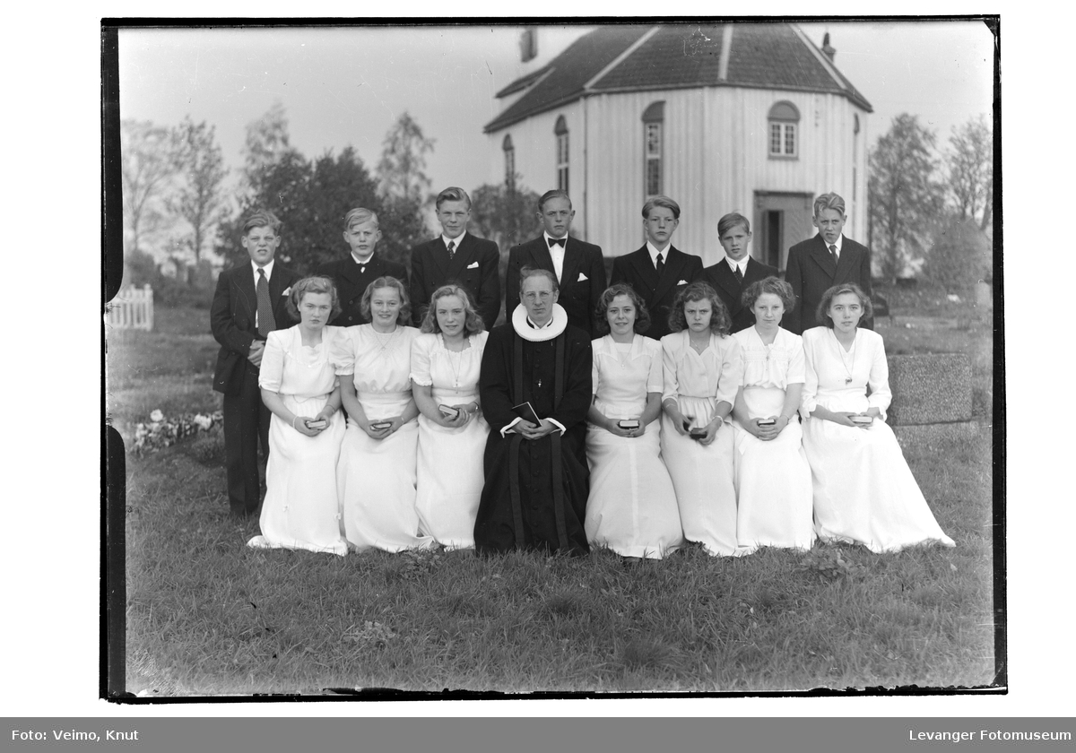 Konfirmasjon 1948 i Vinne kirke, Verdal.