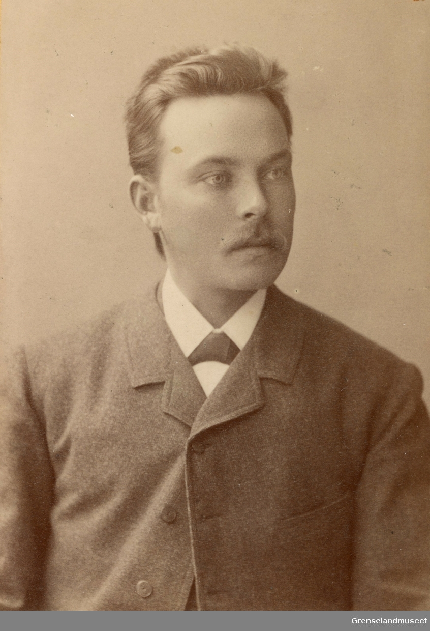 Portrett av Johannes Haaheim. Lærer i Sør-Varanger 1887-1927.