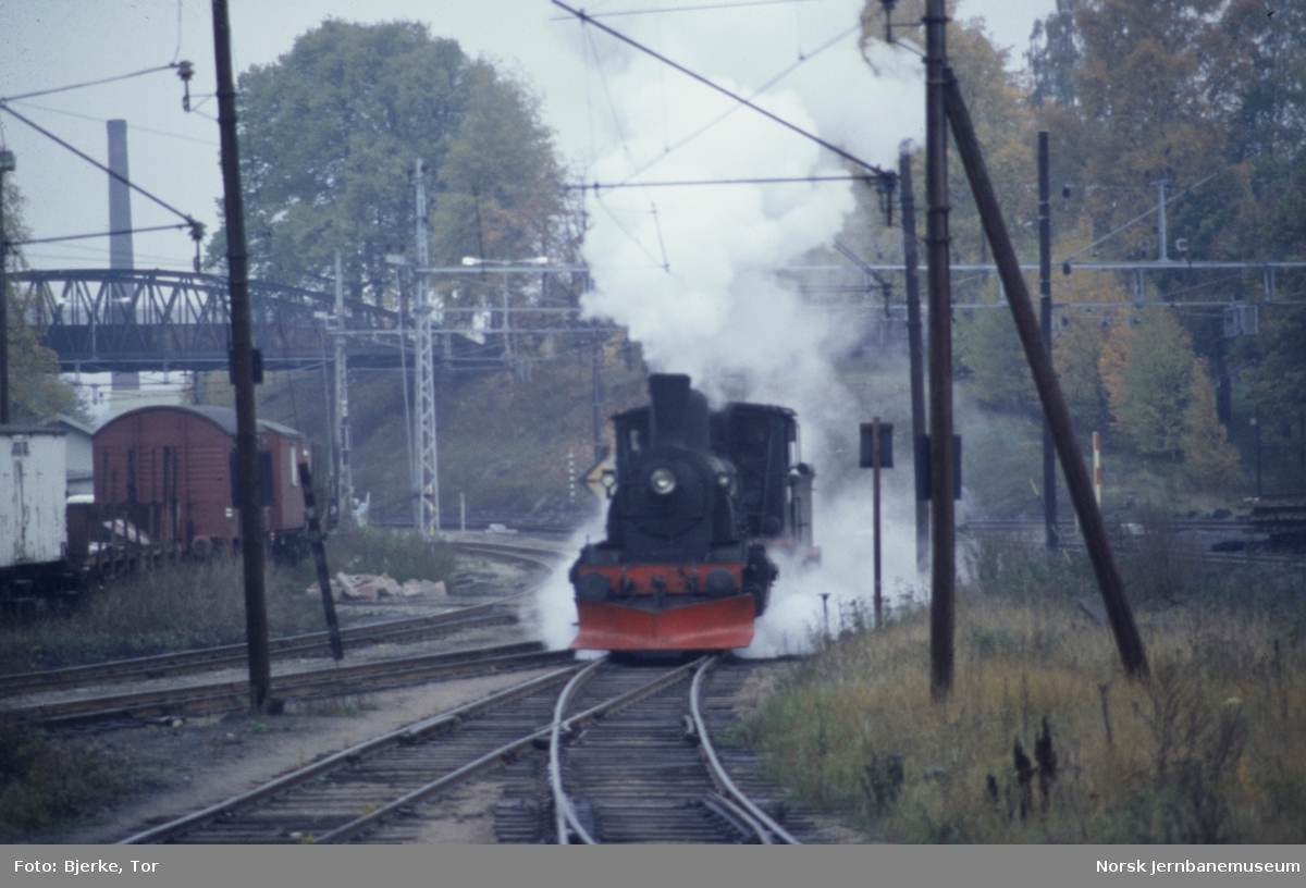 Prøvekjøring av damplokomotiv 21b 252 på Sundland ved Drammen