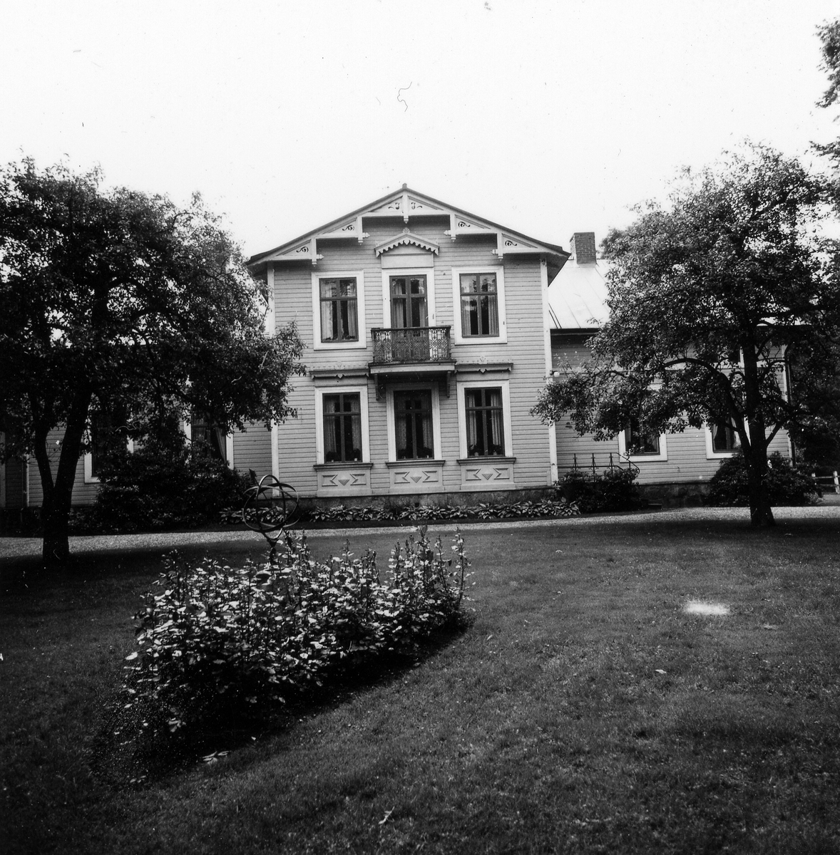 Herrgård. Mangårdsbyggnaden till Tronarp 4 i Kvibille Roluf Hansen och Anna Machums Huvudgård.