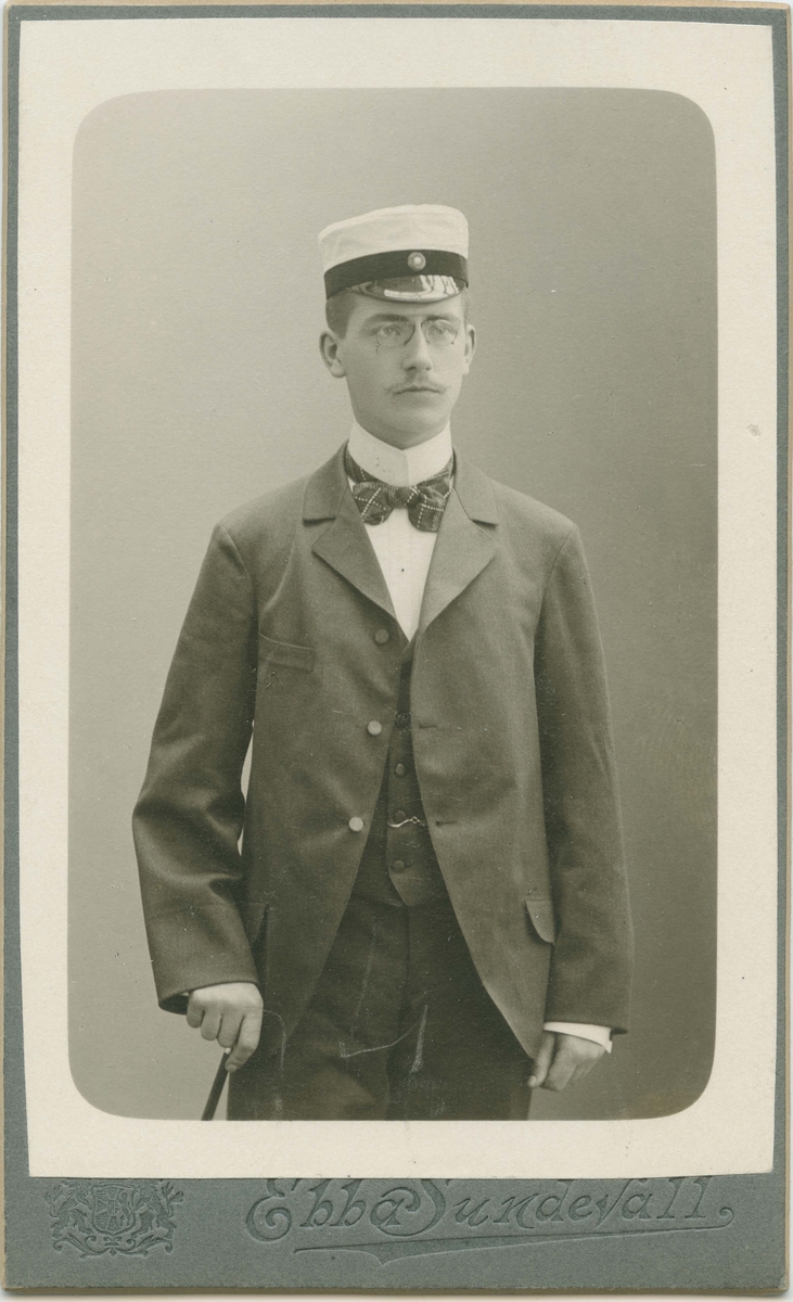 Poträtt på Apotekare Callmander, Student år 1901.