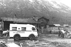 Sjukebilen til Nordberg og Skjåk Røde Kors Hjelpekorps fotog