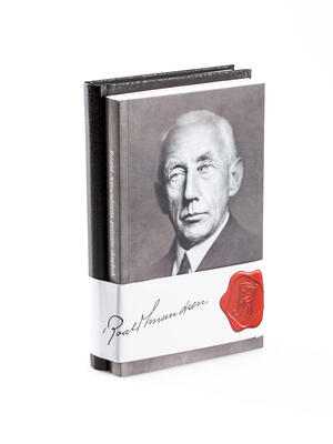 To bøker bundet sammen. Bilde av Roald Amundsen  på forsiden.