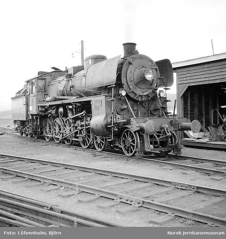 Damplokomotiv type 26c nr. 432 på Tynset stasjon