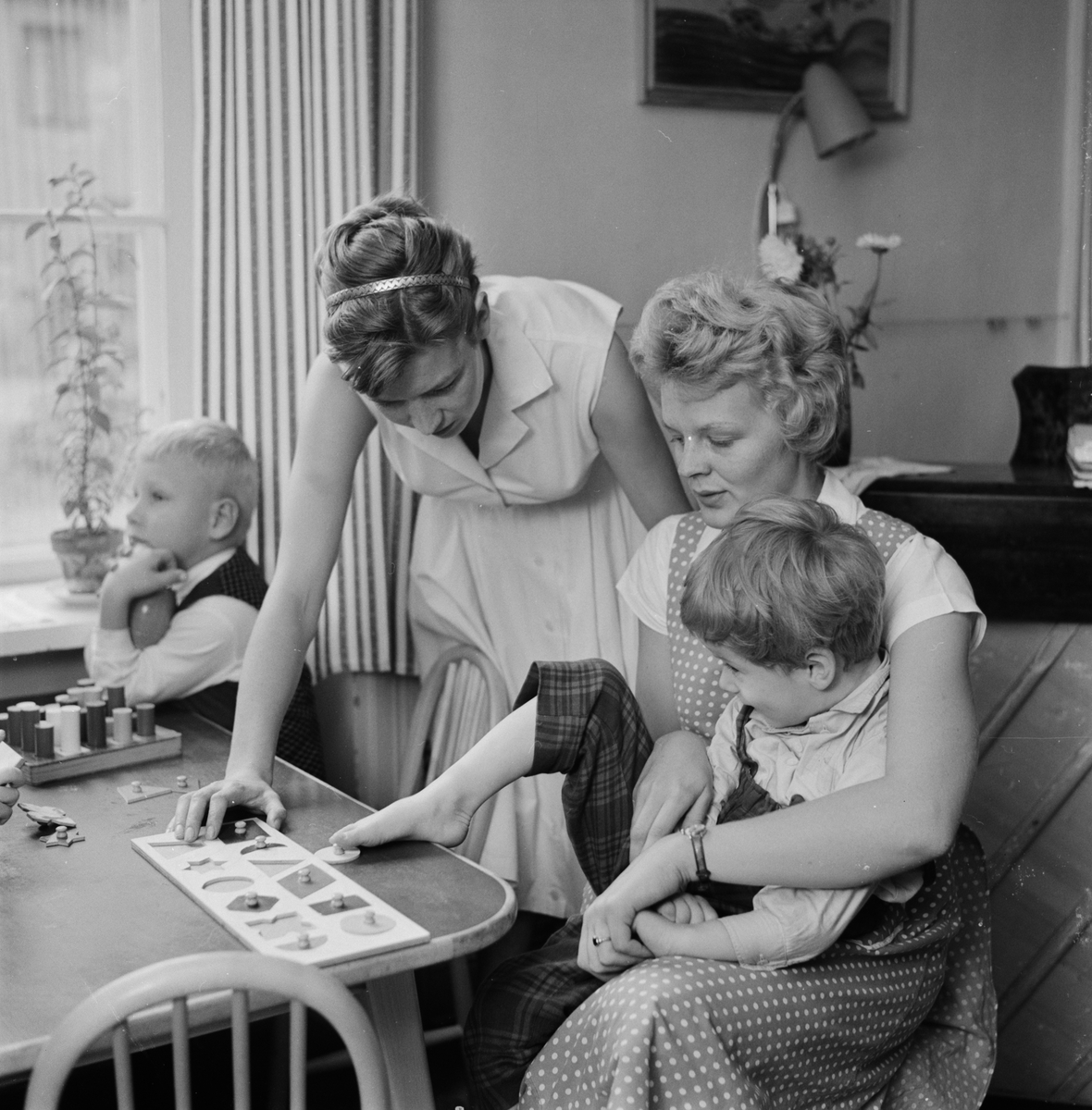 Hem för barn med funktionsnedsättning, Slottsgränd, Uppsala 1958 ...