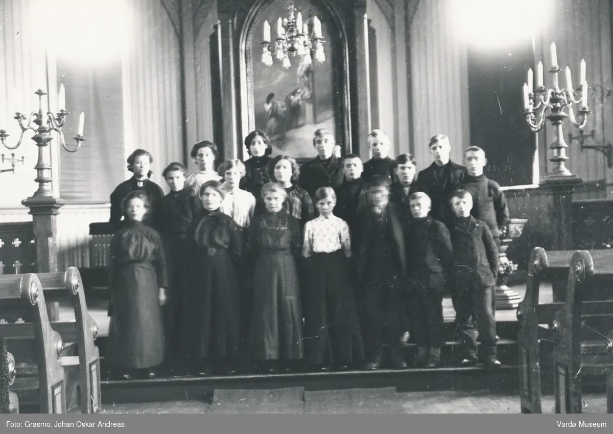 Konfirmanter i Vardø kirke, 1912