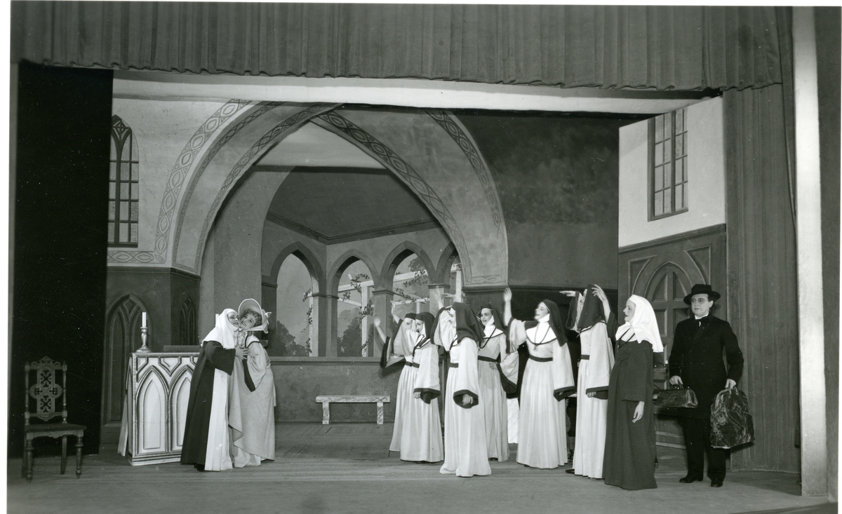 Operetten" Lilla Helgonet" Västerås 1953-1954.