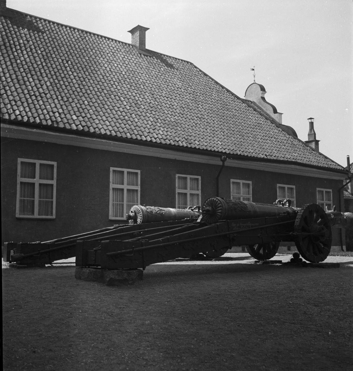 Kanoner vid Gripsholms slott, Mariefred 1936