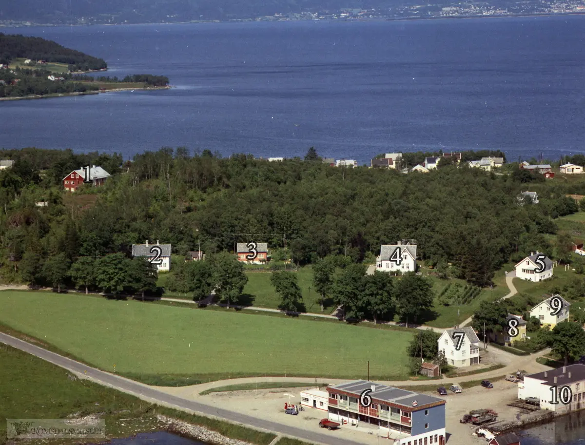 Vestnes, gnr. 51..1. Bnr. 4, 