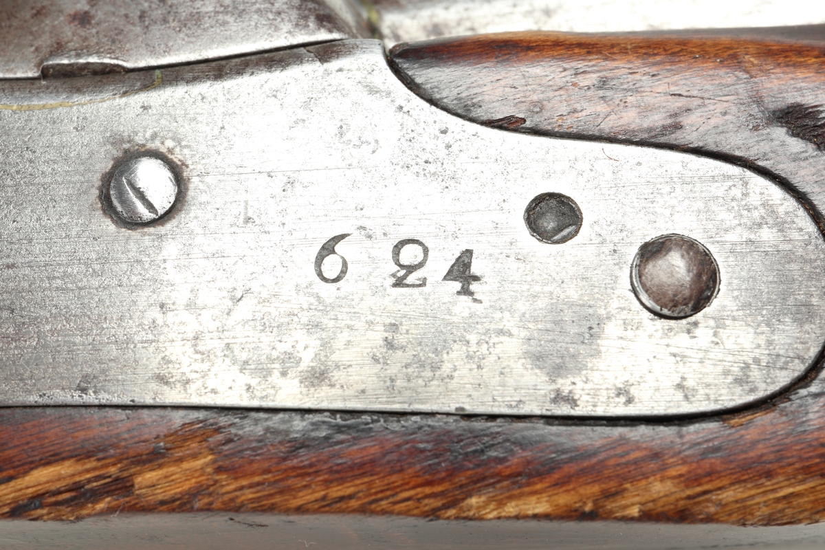 Pistol - Kulturparken Småland / Smålands museum / DigitaltMuseum