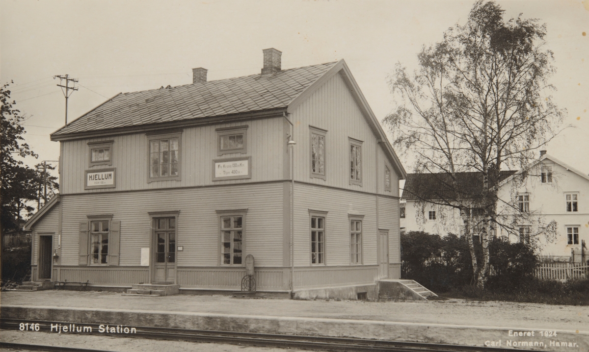 Postkort, Vang, Hjellum stasjon, stasjonsbygning, 132 meter over havet,