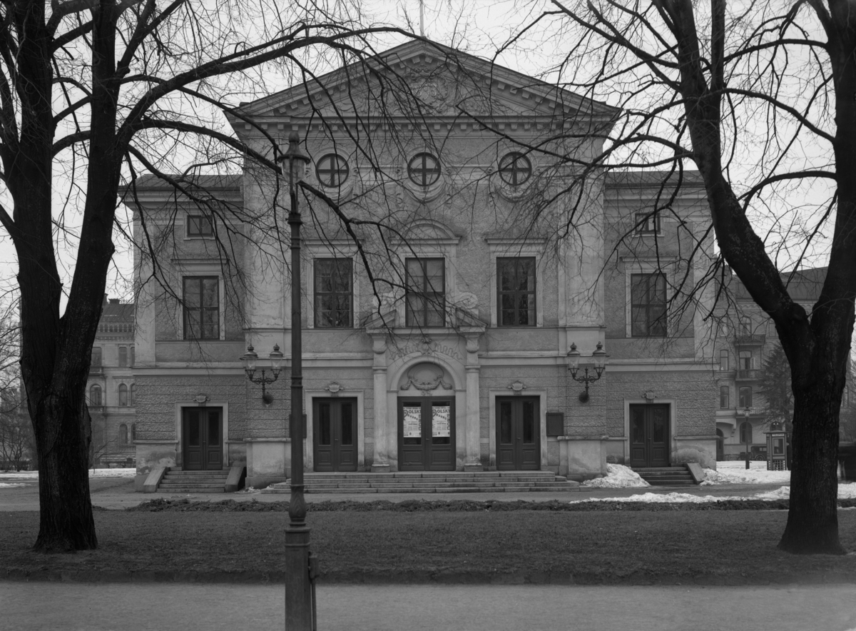 Bildsvit från Karlstads teater tagen i mitten av 1930-talet.